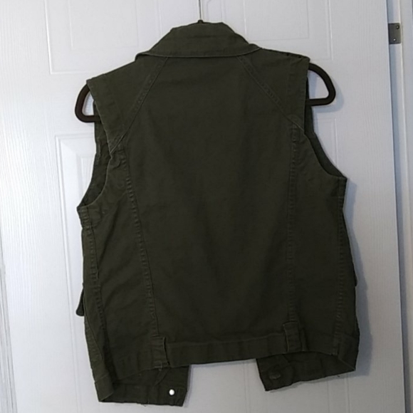 Forever 21 Utility Vest - Picture 2 of 3